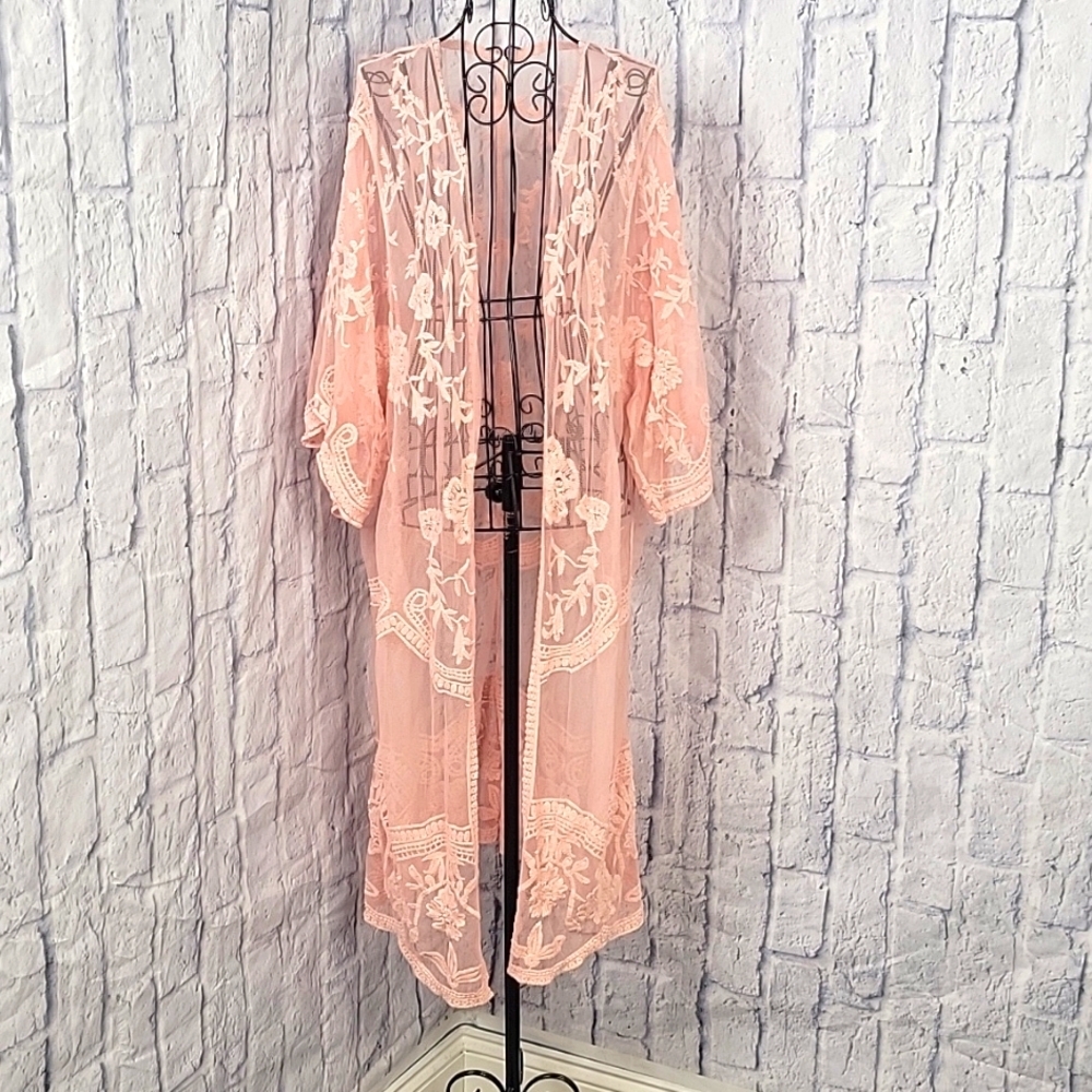 UNBRANDED Pink Lace Long 3/4 Sleeves Kimono Chest 40" Length 44" - Picture 1 of 10